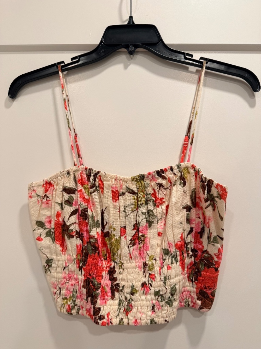 Abercrombie & Fitch Flower Cropped Tank